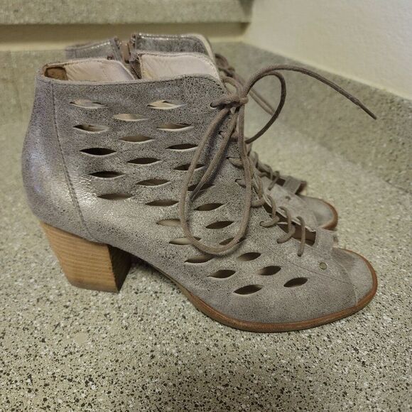 Paul Green Bali Silver Peep Toe Perforated lace Up Heels Size 6.5 UK 4 - Picture 1 of 9